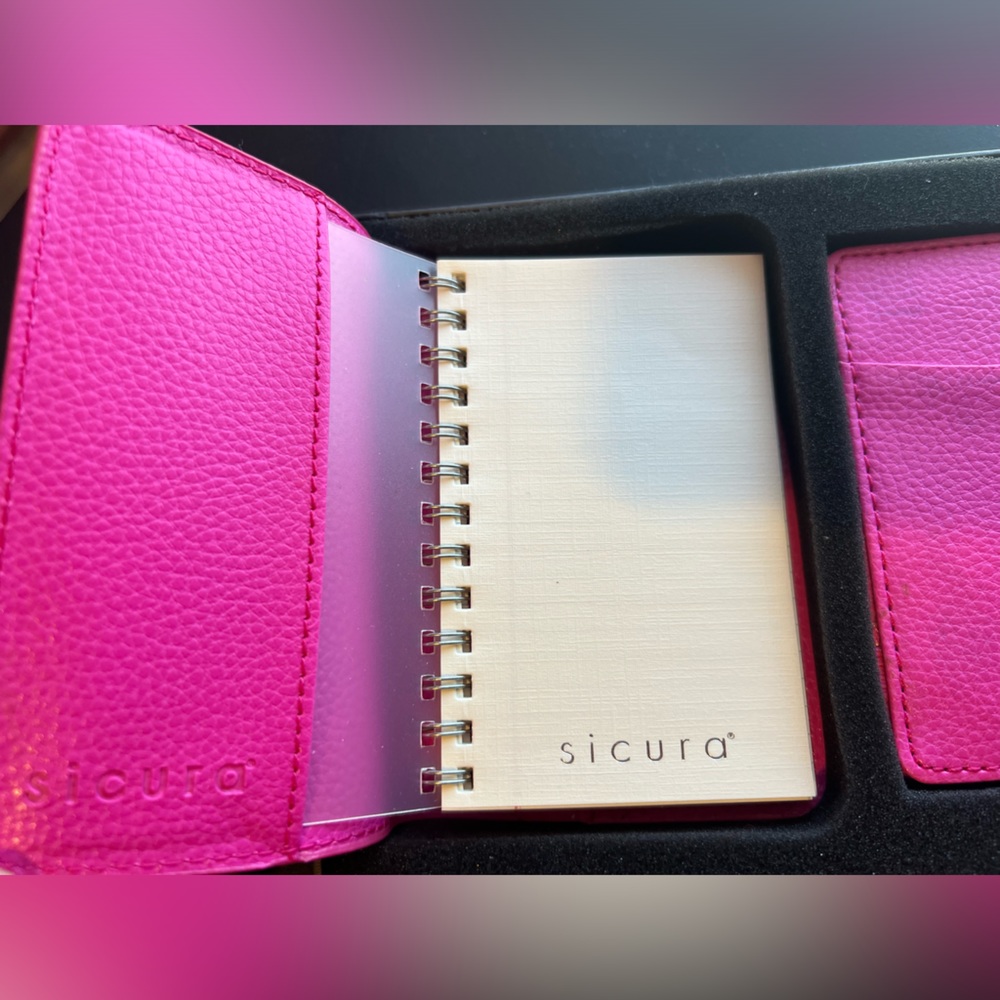 Magic Wallet & Mini Notebook Set - Picture 5 of 8